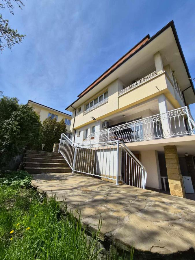 Blue Summer - Bed and Breakfast Obzor