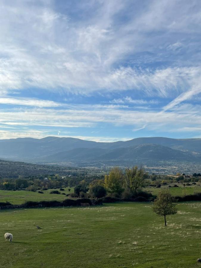 Casa Pastora, Vistas al Valle de Lozoya y Parque Nacional del Guadarrama - Chambres d'hôtes Garganta de los Montes