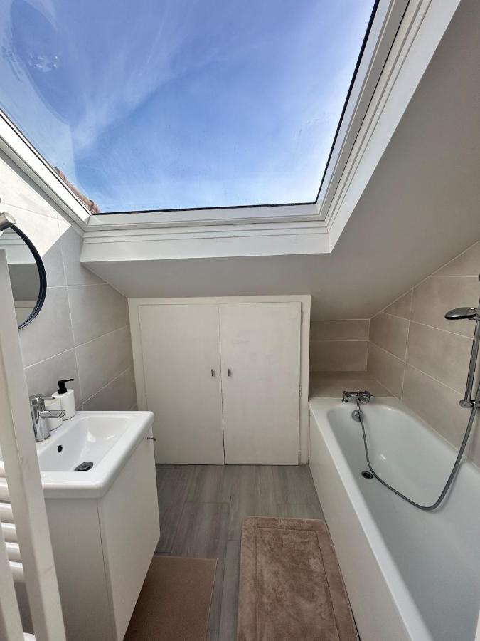 STUDIO CALME ET LUMINEUX Proche Paris et Aéroport Orly - B&B Quincy-sous-Sénart