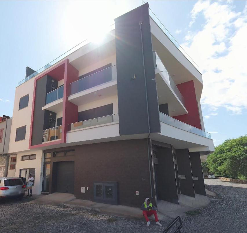 Miles Dreams Laginha - Bed and Breakfast Mindelo