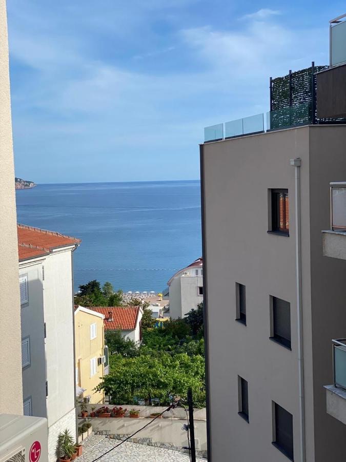 Nest 2 - Ferienwohnung Bečići