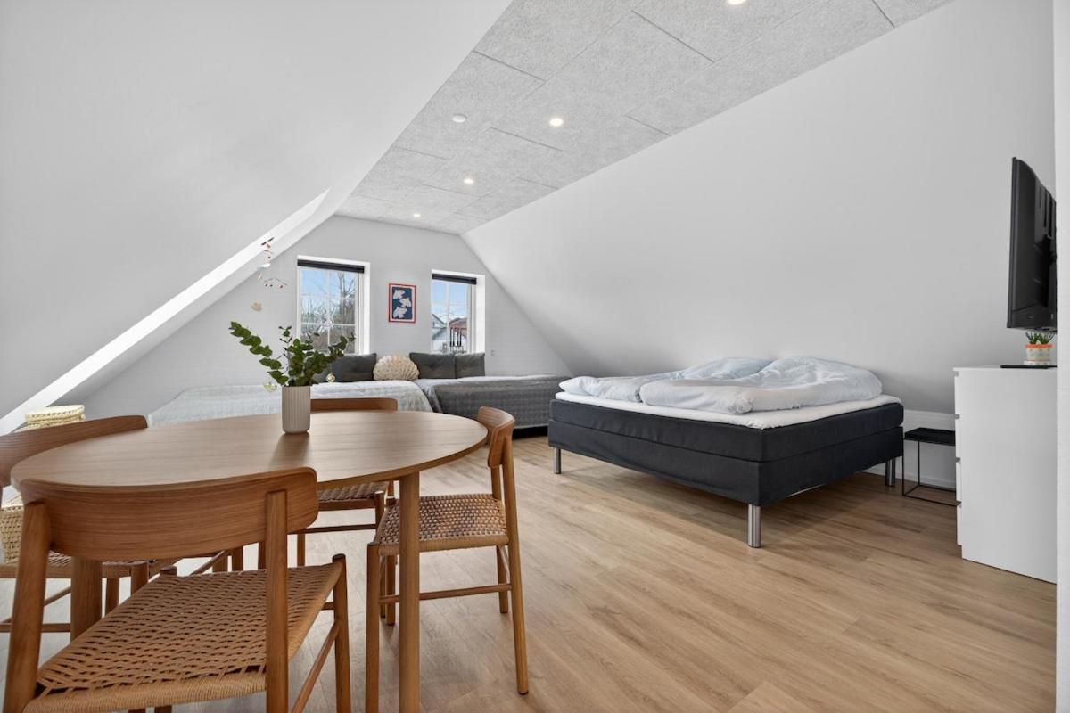 Cozy and bright vacation apartment in Lønstrup - Chambres d'hôtes Lønstrup