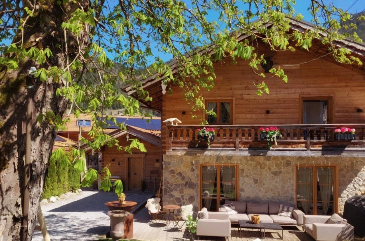 exklusives Alpenchalet mit Jacuzzi & Sauna für bis zu 10 Personen - B&B Bayrischzell