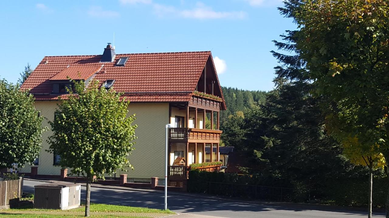 Moderne Komfortwohnung im Kurort am Rennsteig - B&B Finsterbergen
