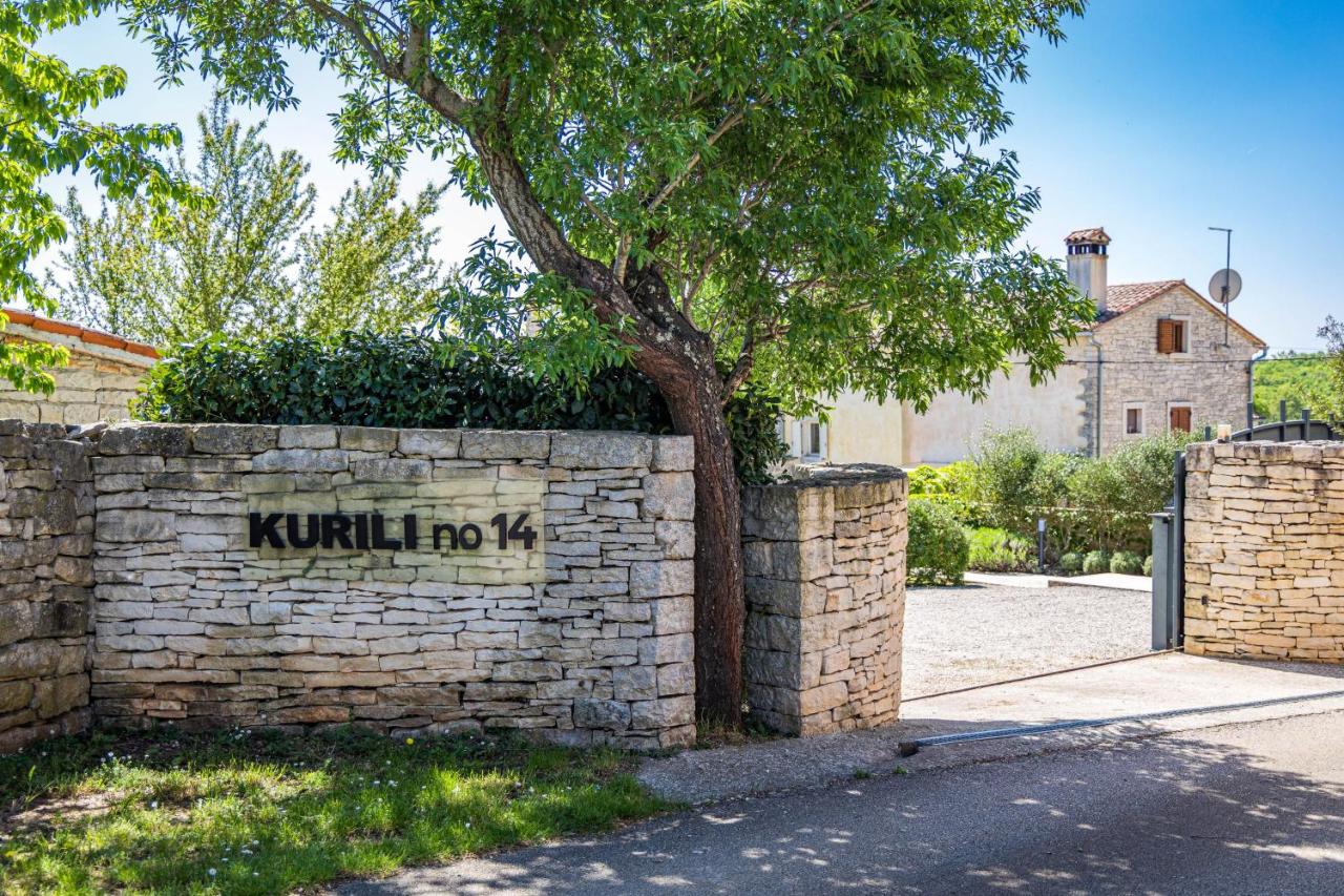 Villa Kurili No14 near Rovinj for 7 persons with 34 m2 private pool & jacuzzi - Bed and Breakfast Kurili
