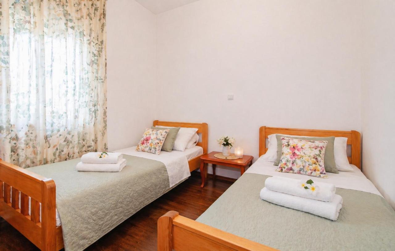 Apartman Ivana - Chambres d'hôtes Kruševo