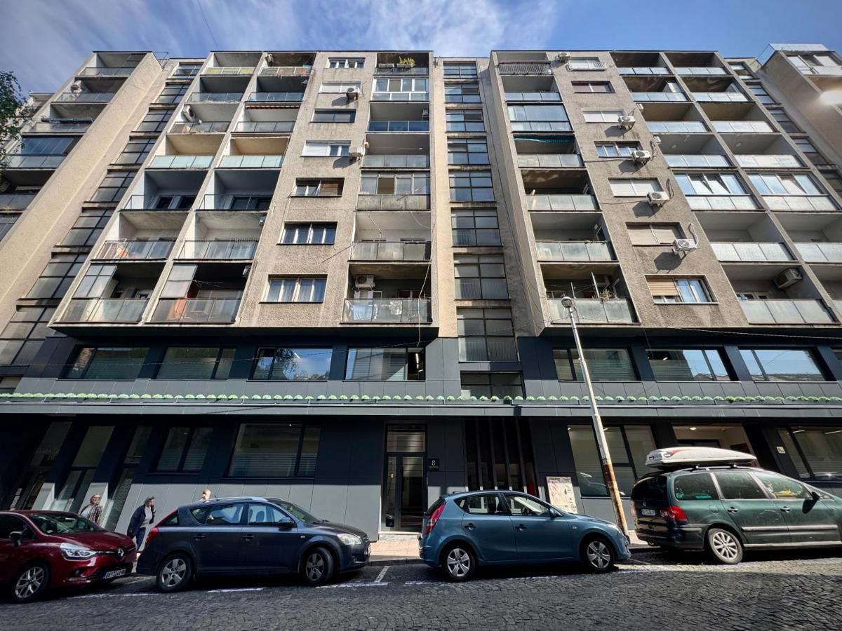 Anywhere On Foot - Big Belgrade Fortress Flat - Free Parking - B&B Belgrade