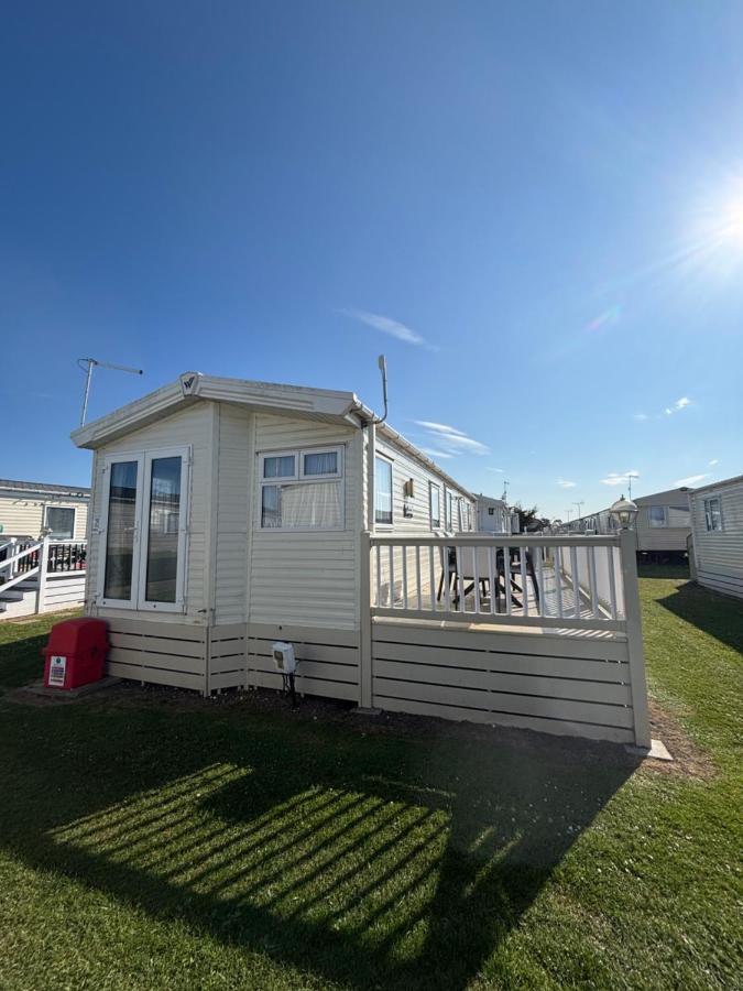 Seaview Holiday Rentals - Willerby Skye - B&B Chestfield