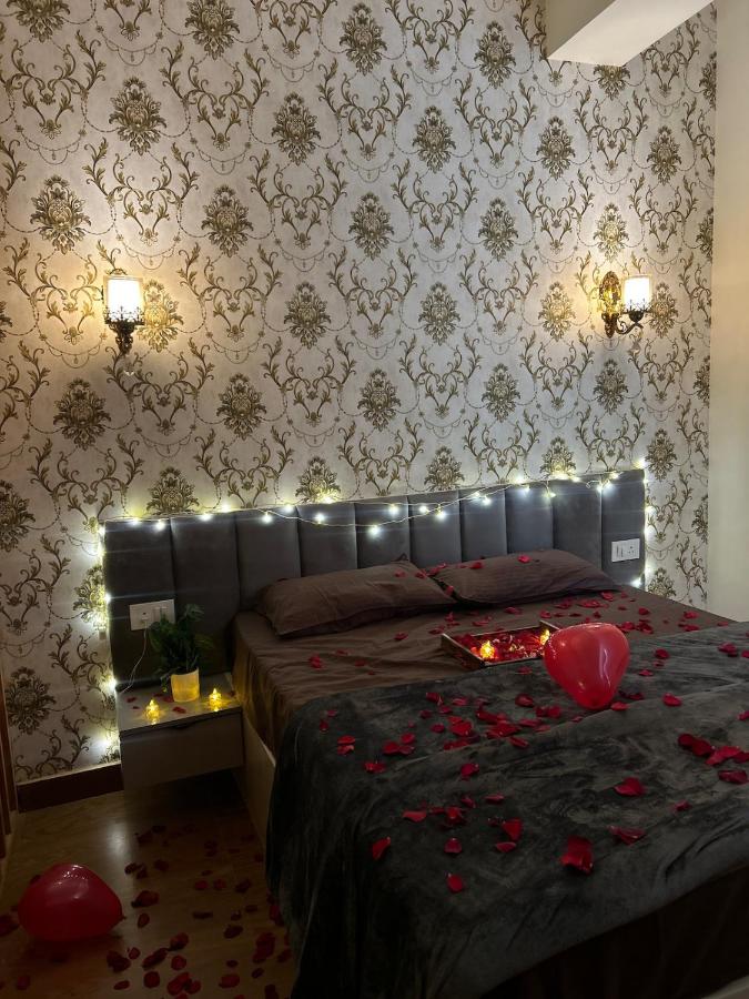 Venus Stays , Cozy & Stylish Home - Bed and Breakfast Noida