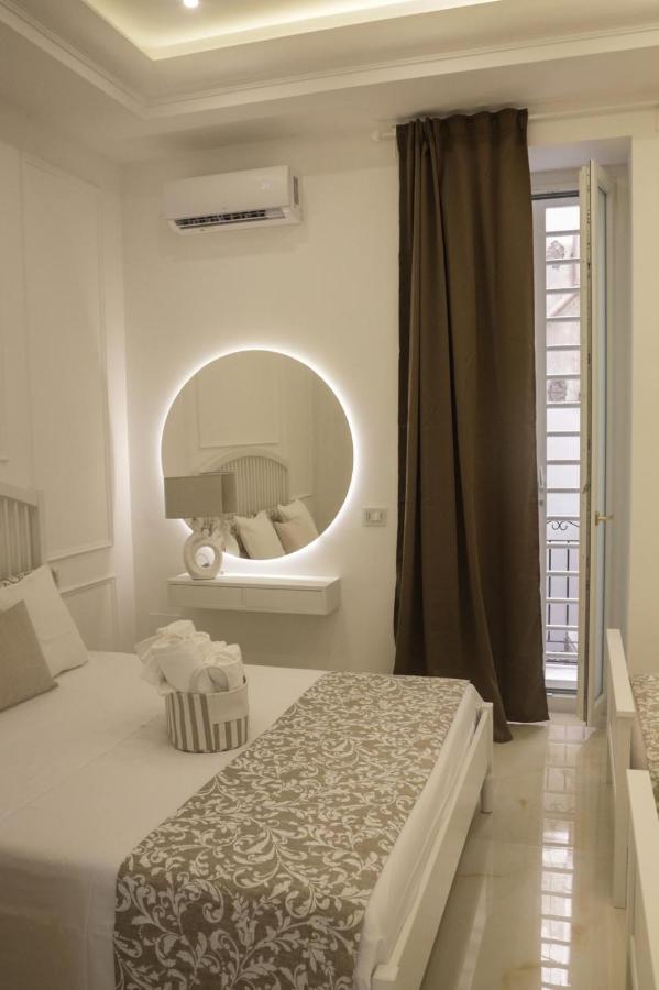 Ferdinando's Home - Ferienwohnung Neapel