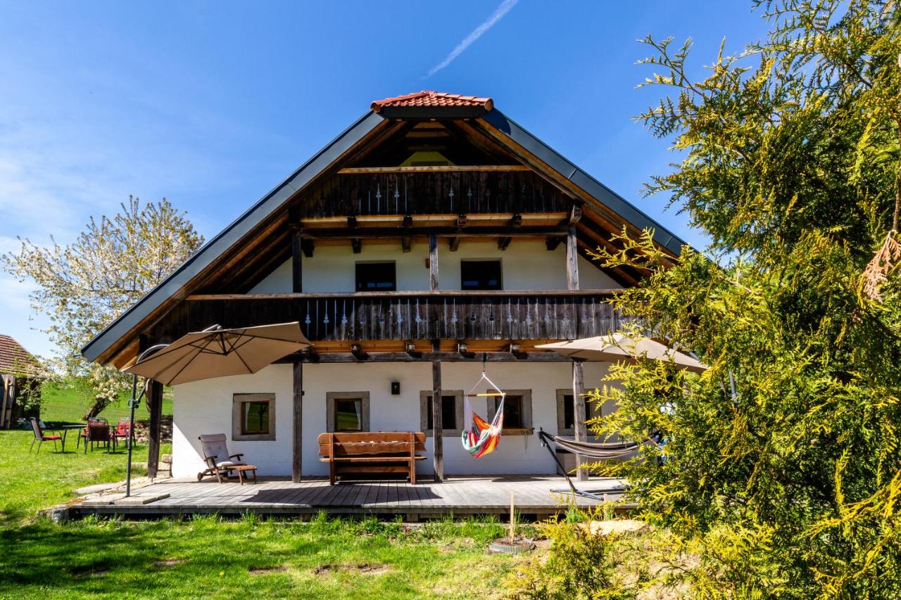 Ferienhaus im Bayerischen Wald - "Lindensalettl" mit Garten und Terrasse - Chambres d'hôtes Breitenberg