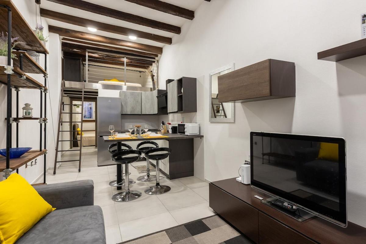 Dimora le Due Torri - Modern City Center Suite - B&B Cagliari