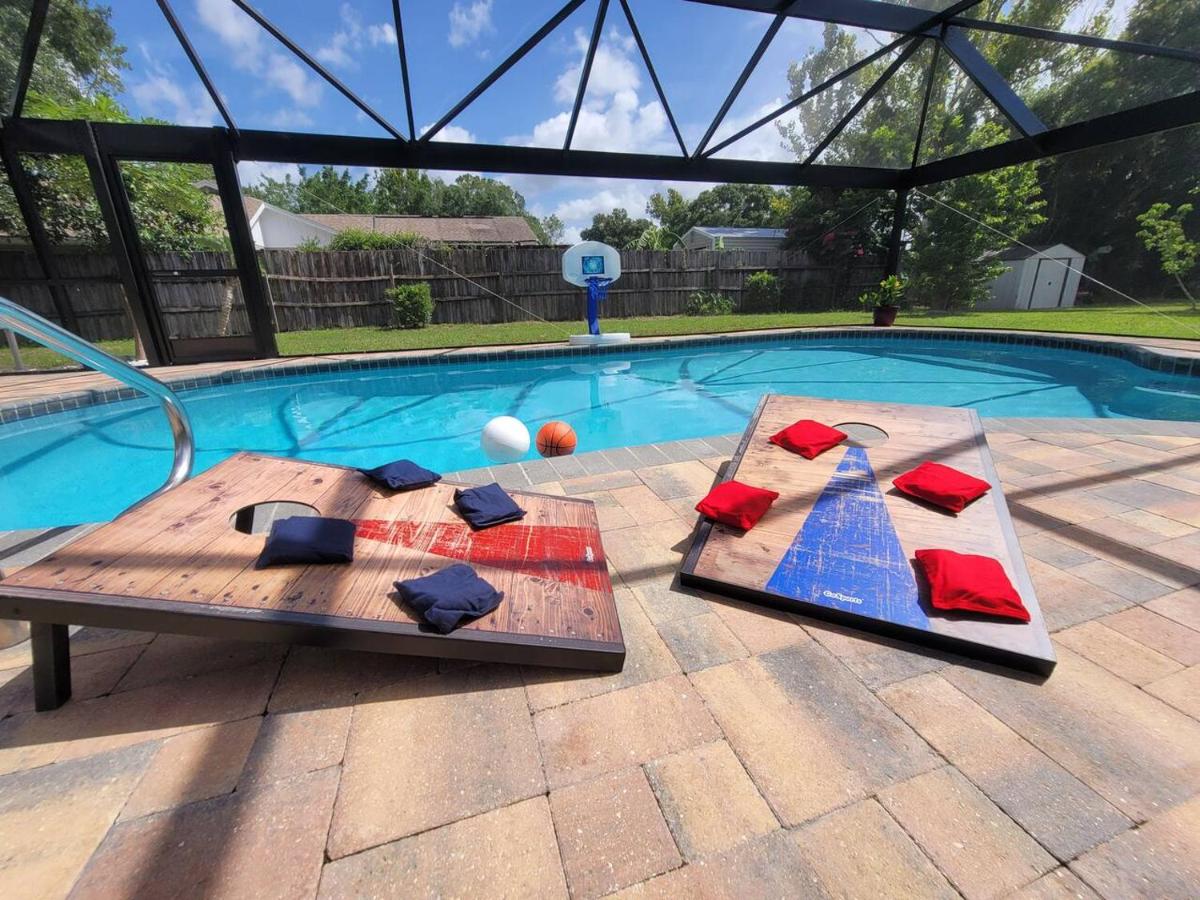 Bradenton FL 4BD Pool House - B&B Bradenton