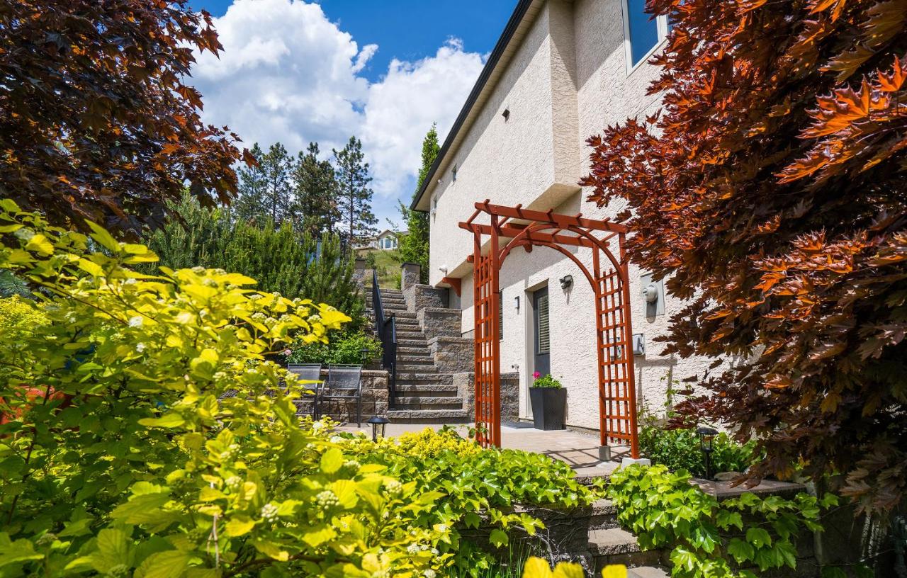 Sunrise Valley Suite - B&B West Kelowna