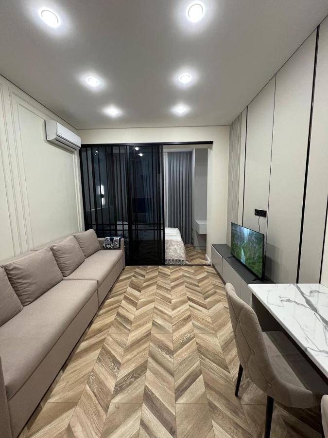 Уютная 1 ком апартамент - B&B Şımkent