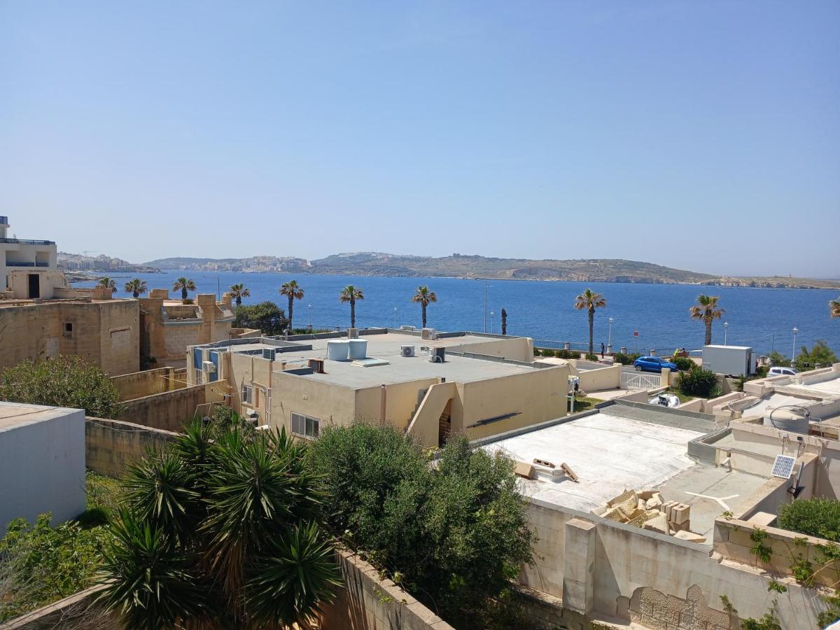 Villa 'Sylvia' with Spectacular Seaview - 2 Bedroom - B&B San Pawl il-Bahar