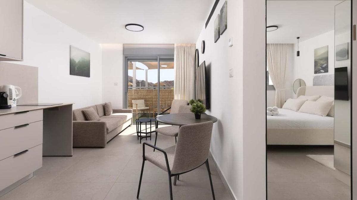 Modern Apartment with beautiful view of the Eilat Mountains - B&B Eilat