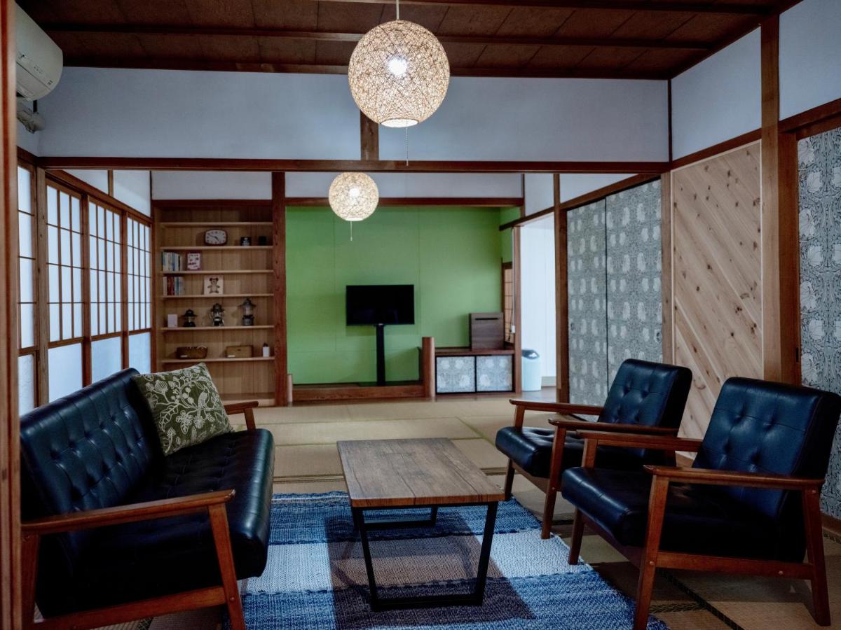 一棟貸しの宿 Granny and the sea グラニーアンドザシー - B&B Shima