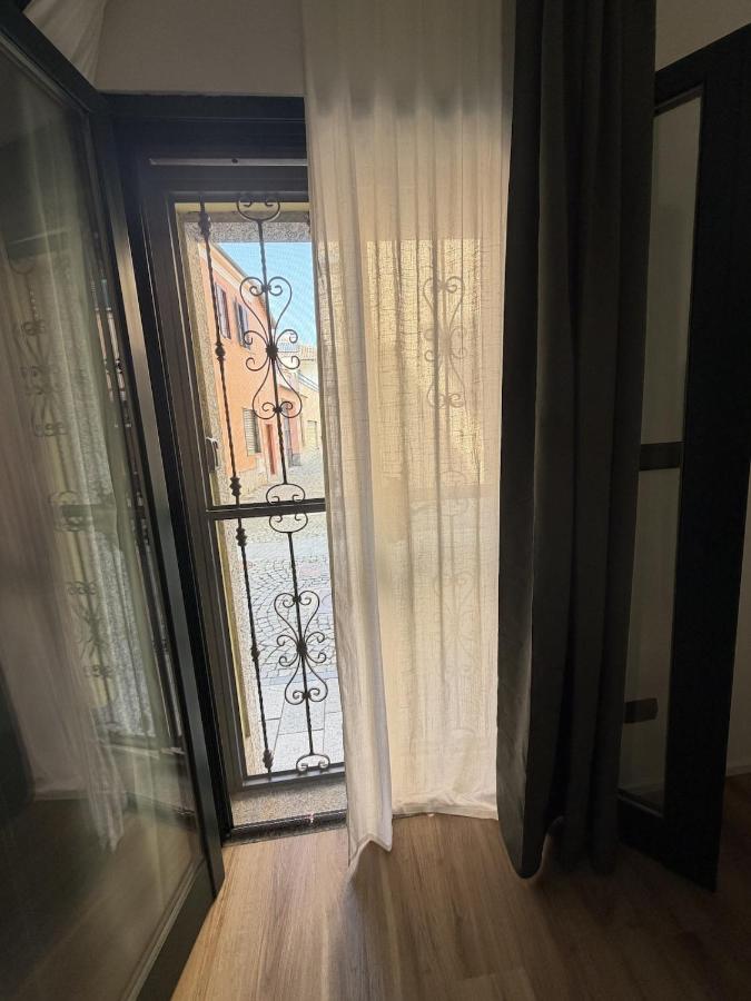 Hostpitaly - La piccola casa del pozzo - Ferienwohnung Chivasso