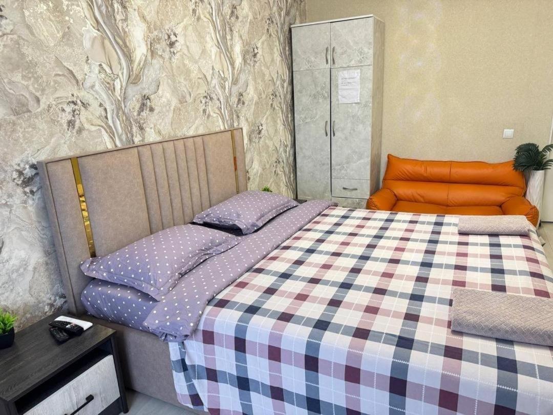 apartment on Kalyk Akieva 155 - Chambres d'hôtes Bichkek