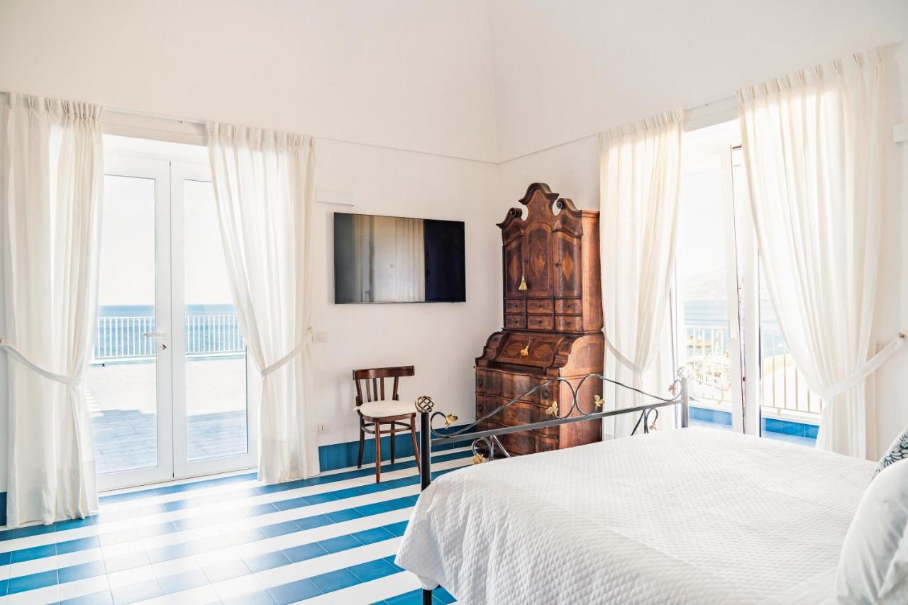 Belvedere Luxury Apartments - Chambres d'hôtes Ville de Capri