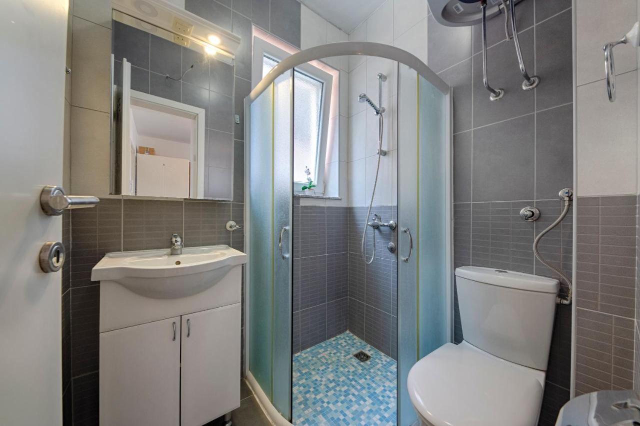 Double Room with Balcony and Sea View