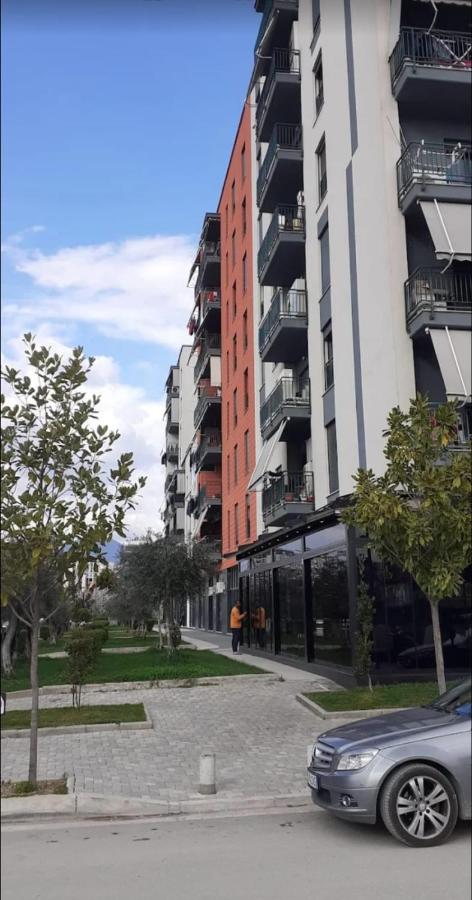 City Line Apartments - Aura Complex - Chambres d'hôtes Tirana