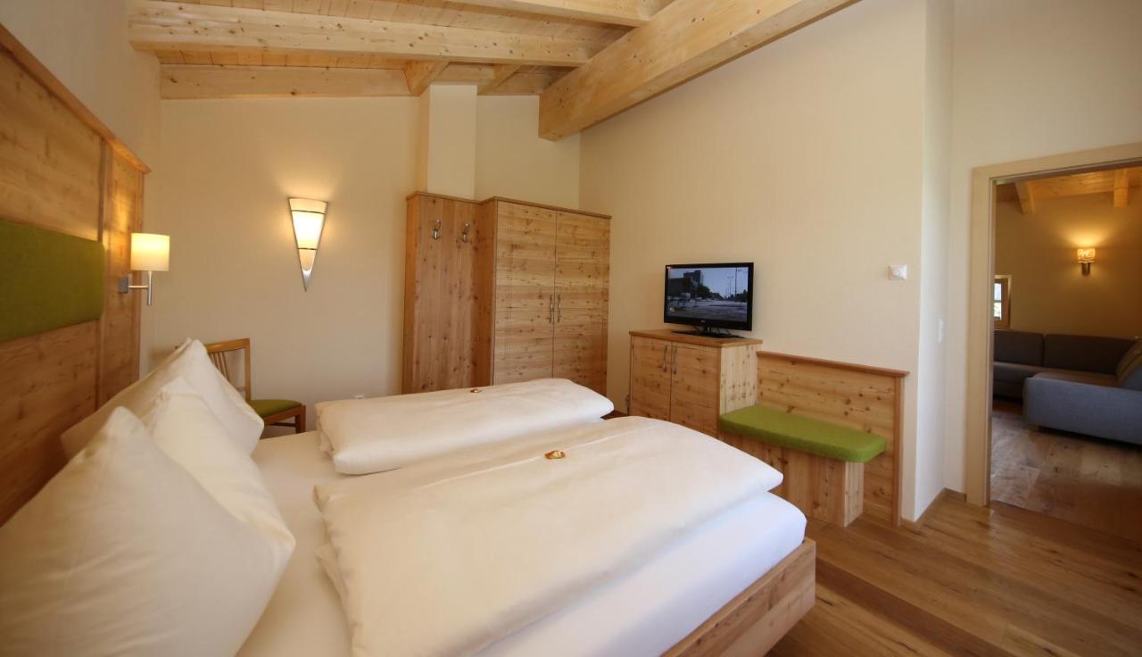 Apartment mit Balkon