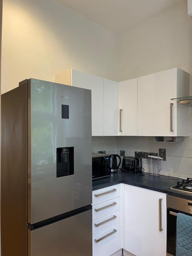 Modern Kensington Apartment 10 min to Piccadilly - B&B Londra