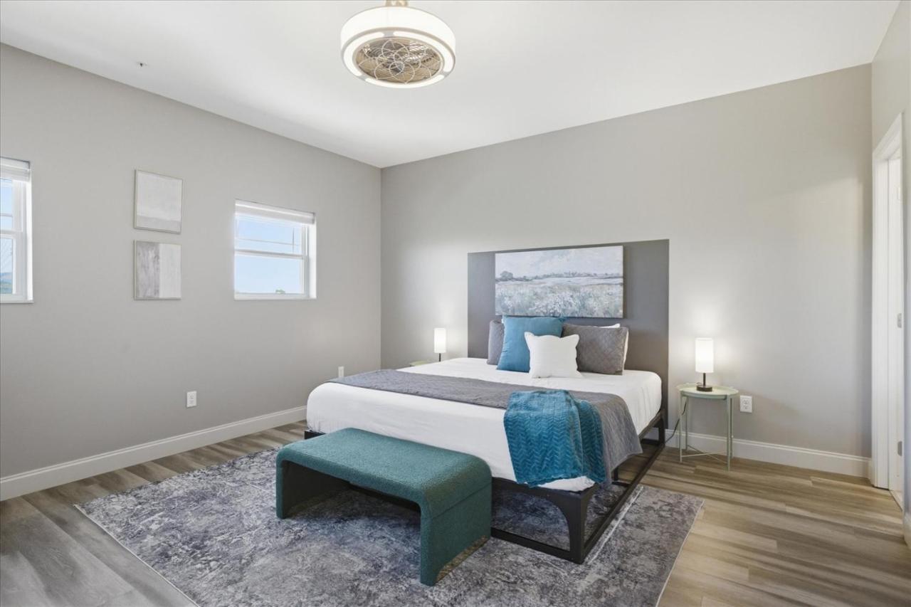 Serenity Ridge Clubhouse Unit 6- Big GroupsPool - B&B Pigeon Forge