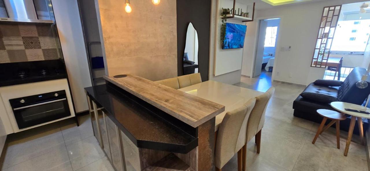 Cantinho Decorado em Jardim Camburi - B&B Vitória