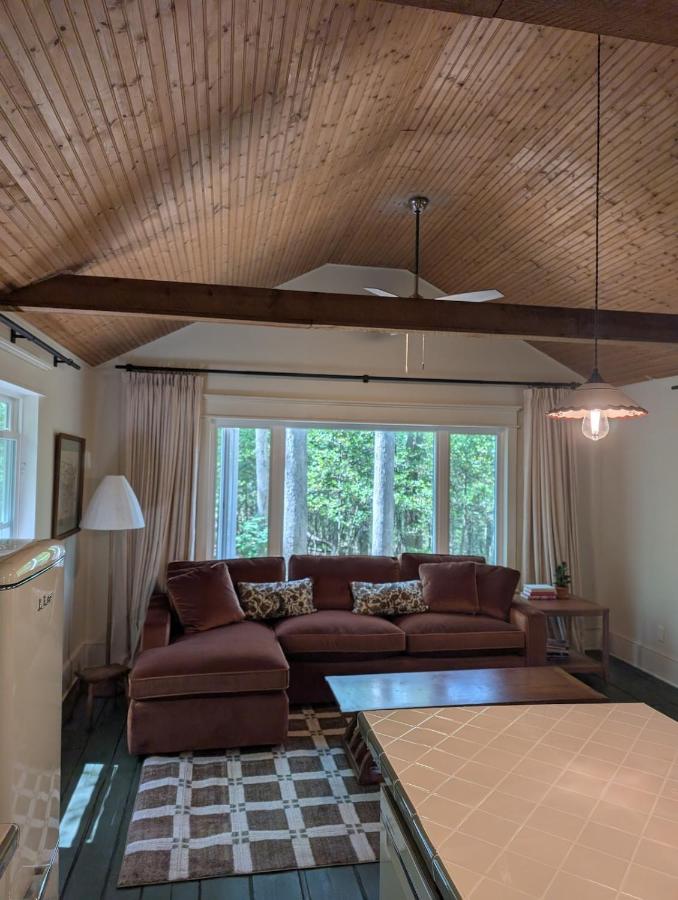 The Laurel Cabin near Fall Creek Falls - B&B Spencer