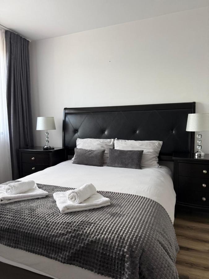 Laura Apartament - Bed and Breakfast Tîrgu Mureş