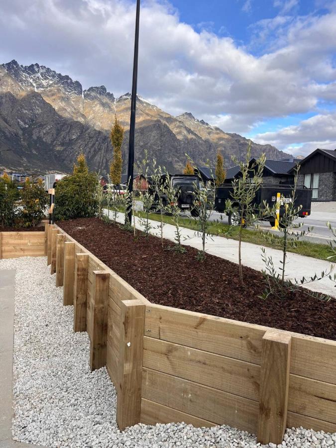 Remarkables Retreat, 2BR Close to Slopes & Airport, Sleeps 5 - B&B Queenstown