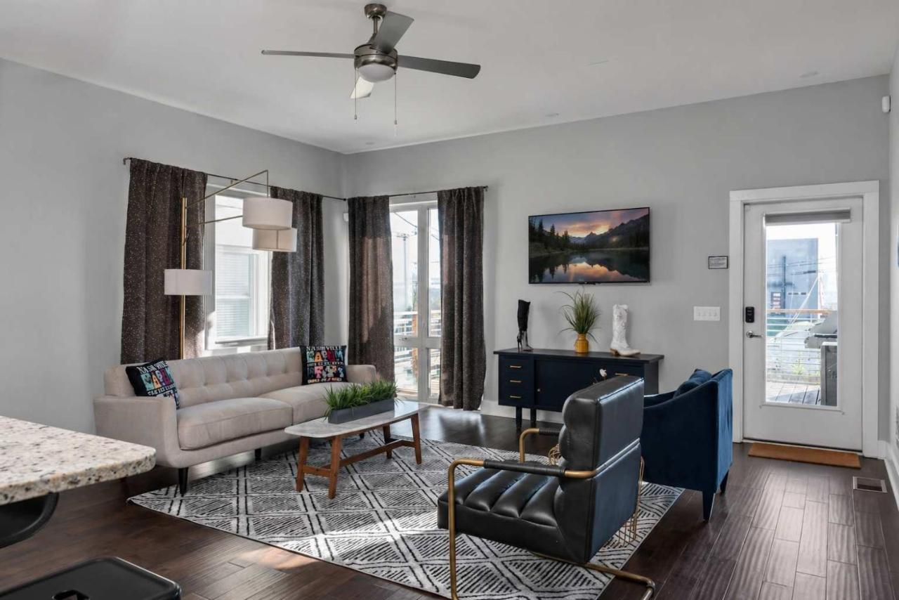 Taylors Nashville Home - Stunning Rooftop Views - B&B Nashville