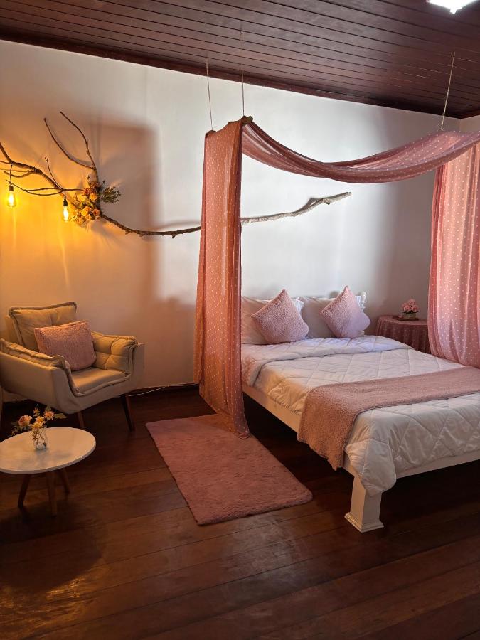 Hospedagem Flor de Alissah - Bed and Breakfast Arraial do Cabo