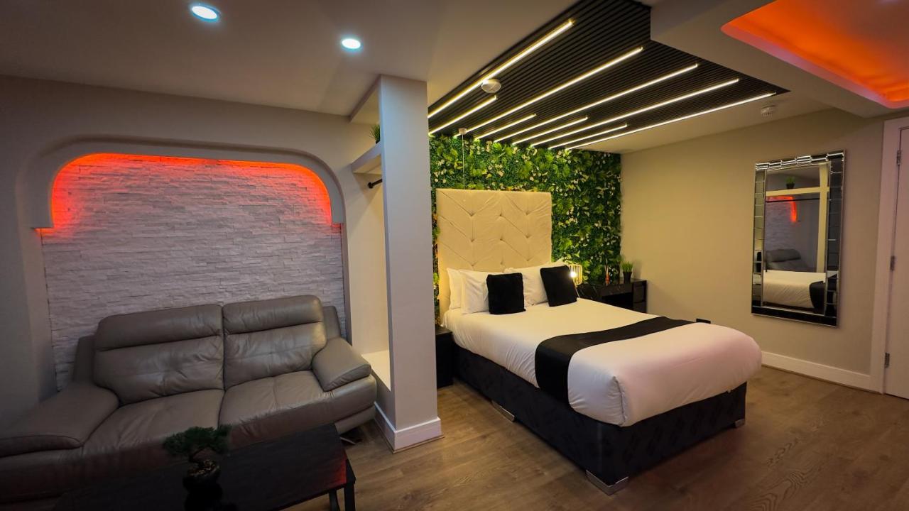 Azura Suites - Ferienwohnung Bradford