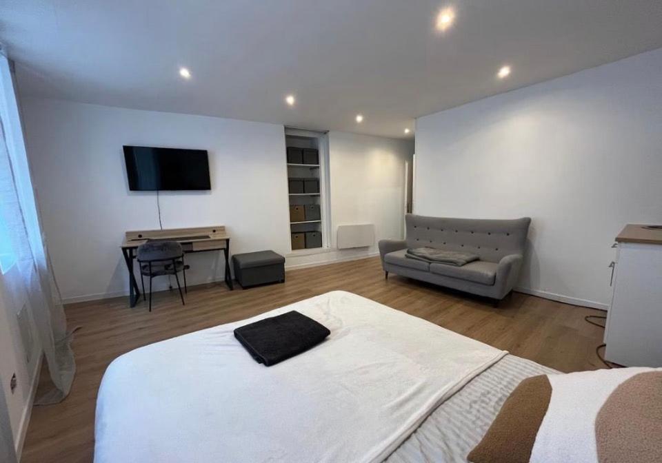 studio gray centre parking WiFi confort - Ferienwohnung Gray