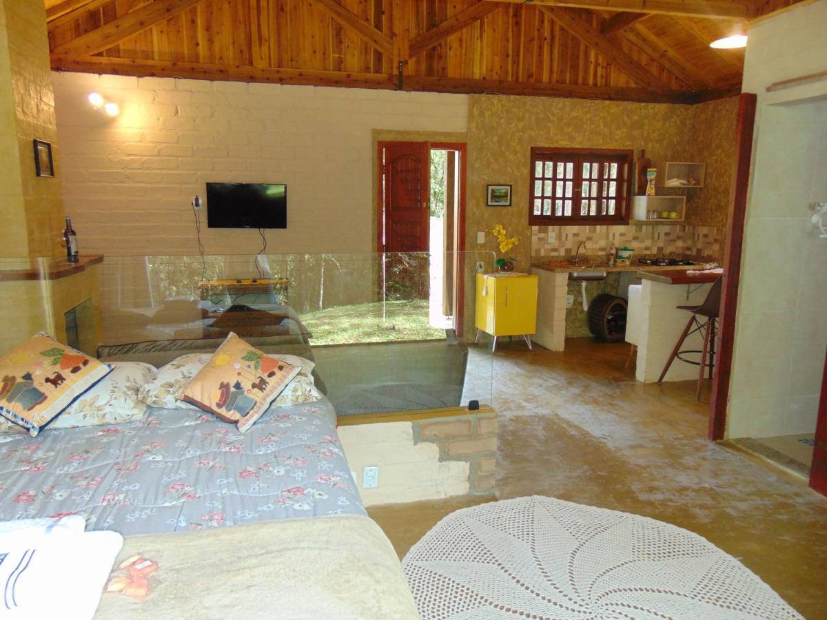 Chalet with Panoramic Spa Bath and Fireplace with Kitchen - Moscatel