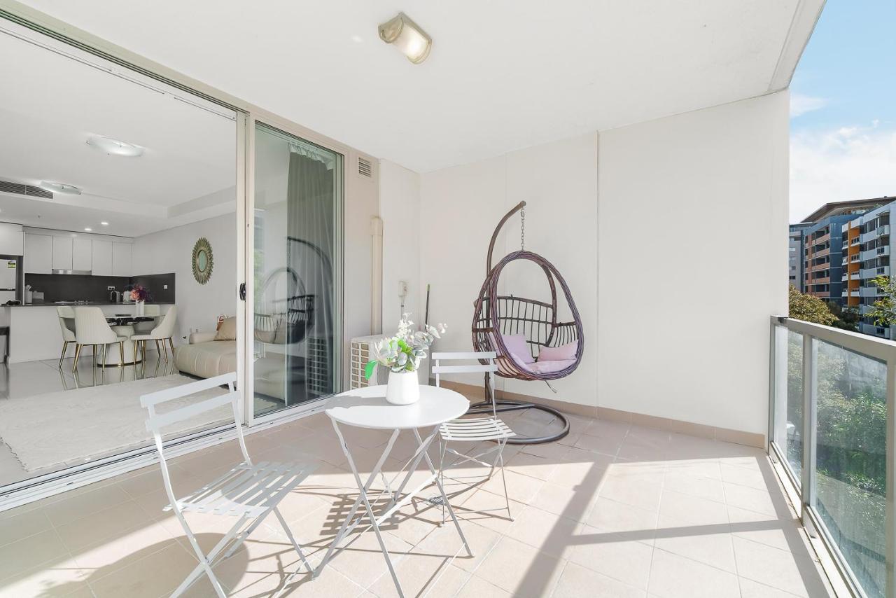 Free AC,Wifi & Parking, Close Shopping and station - Chambres d'hôtes Sydney