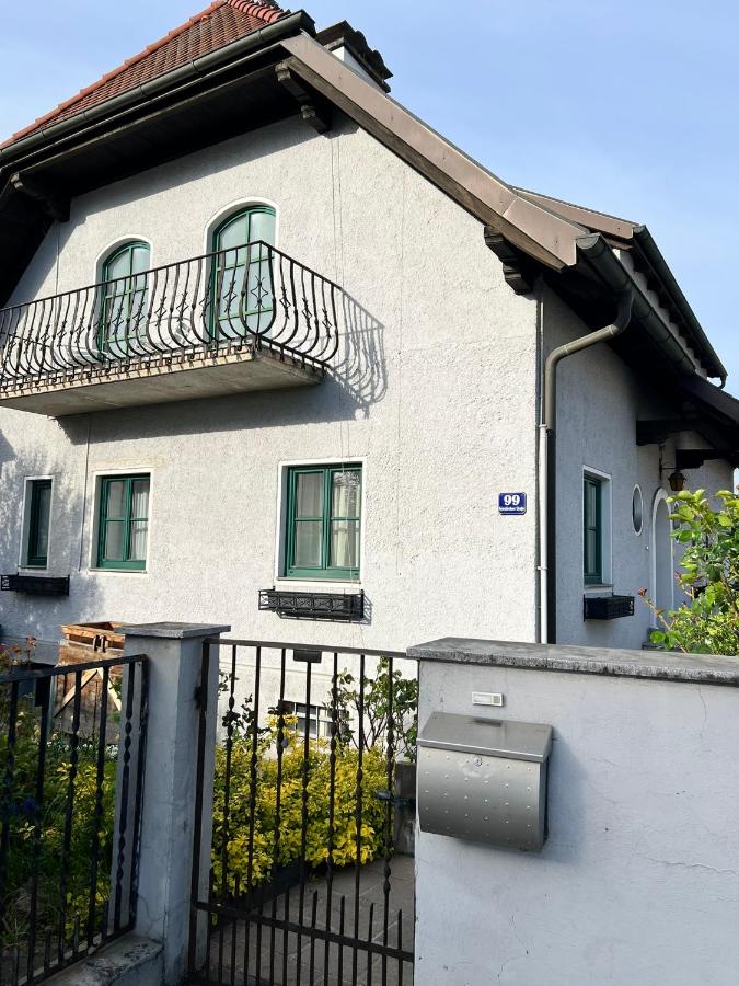 Stadthaus mit traditionellem Flair - B&B Wels