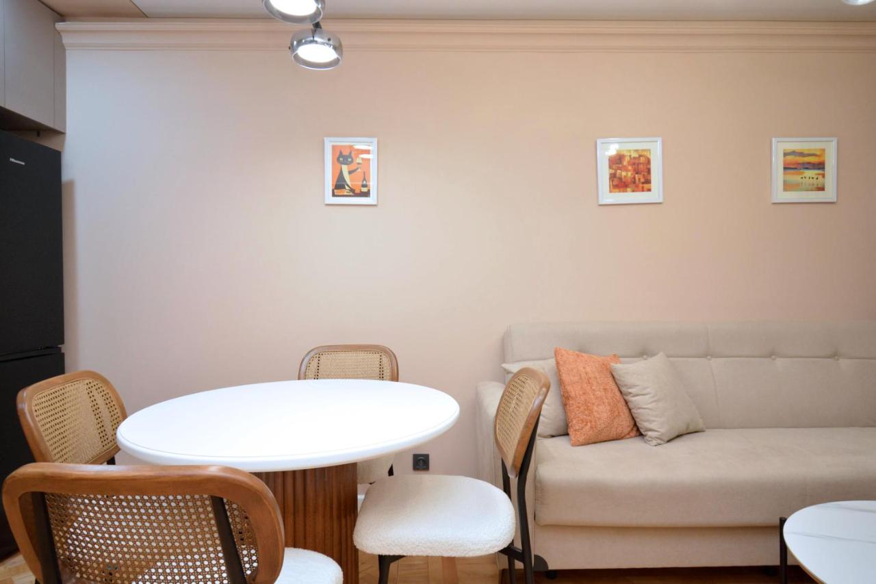 Domel Yerevan Movses Khorenatsi 27 - Chambres d'hôtes Erevan