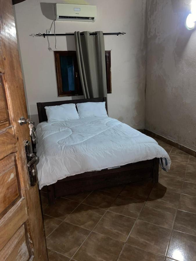 The Huts - Bed and Breakfast Bilene