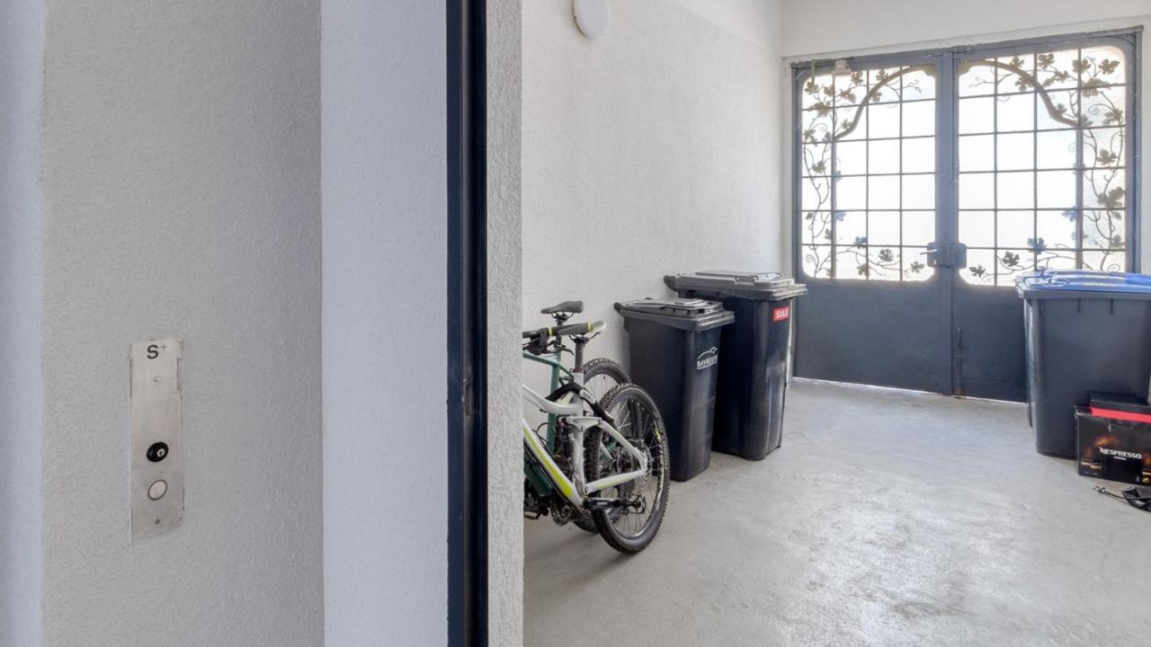 Sali Homes - Opera Loge 2BR Balcony - Ferienwohnung Bayreuth