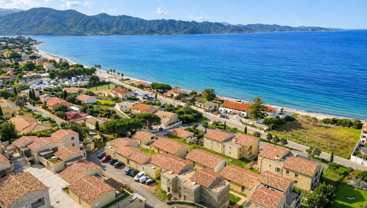 Appartement Neuf avec Terrasse - Ferienwohnung Saint-Florent