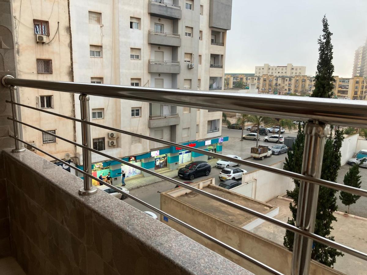 Cosy appartement à Akid Lotfi - B&B Orano