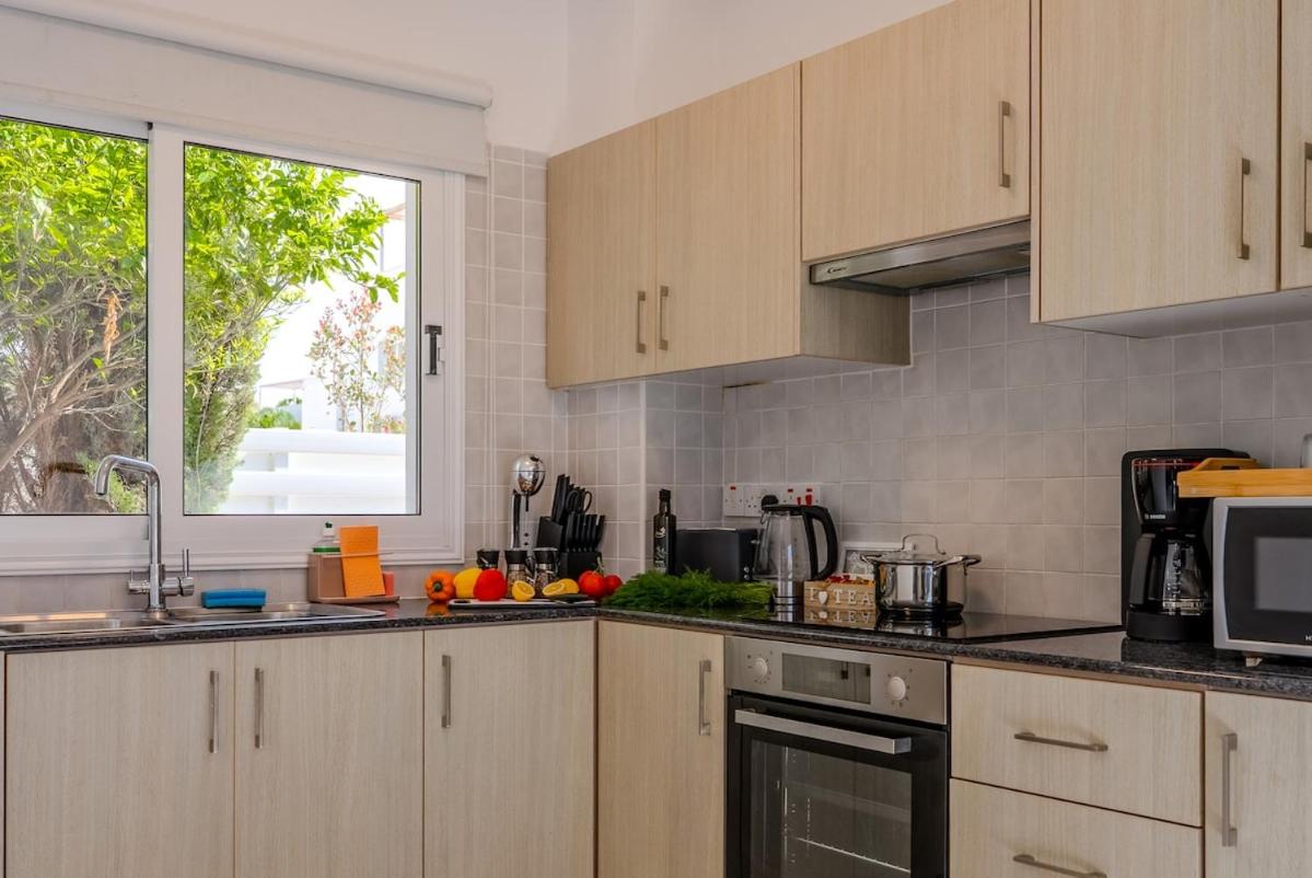 Nissi Beach Palm Villa 22 with Private Pool - Ferienwohnung Agia Napa