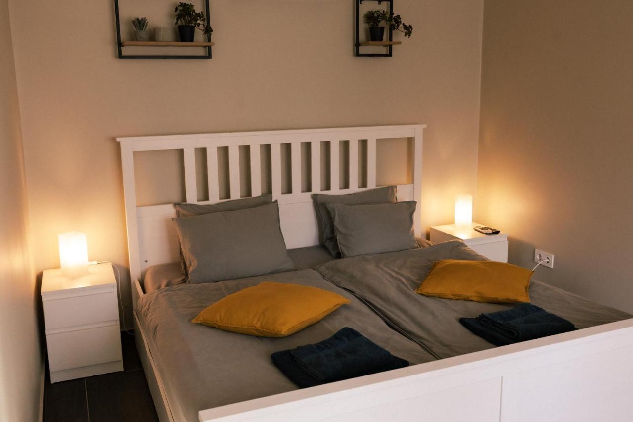 Dunavirág Vendégház - B&B Pilismarót