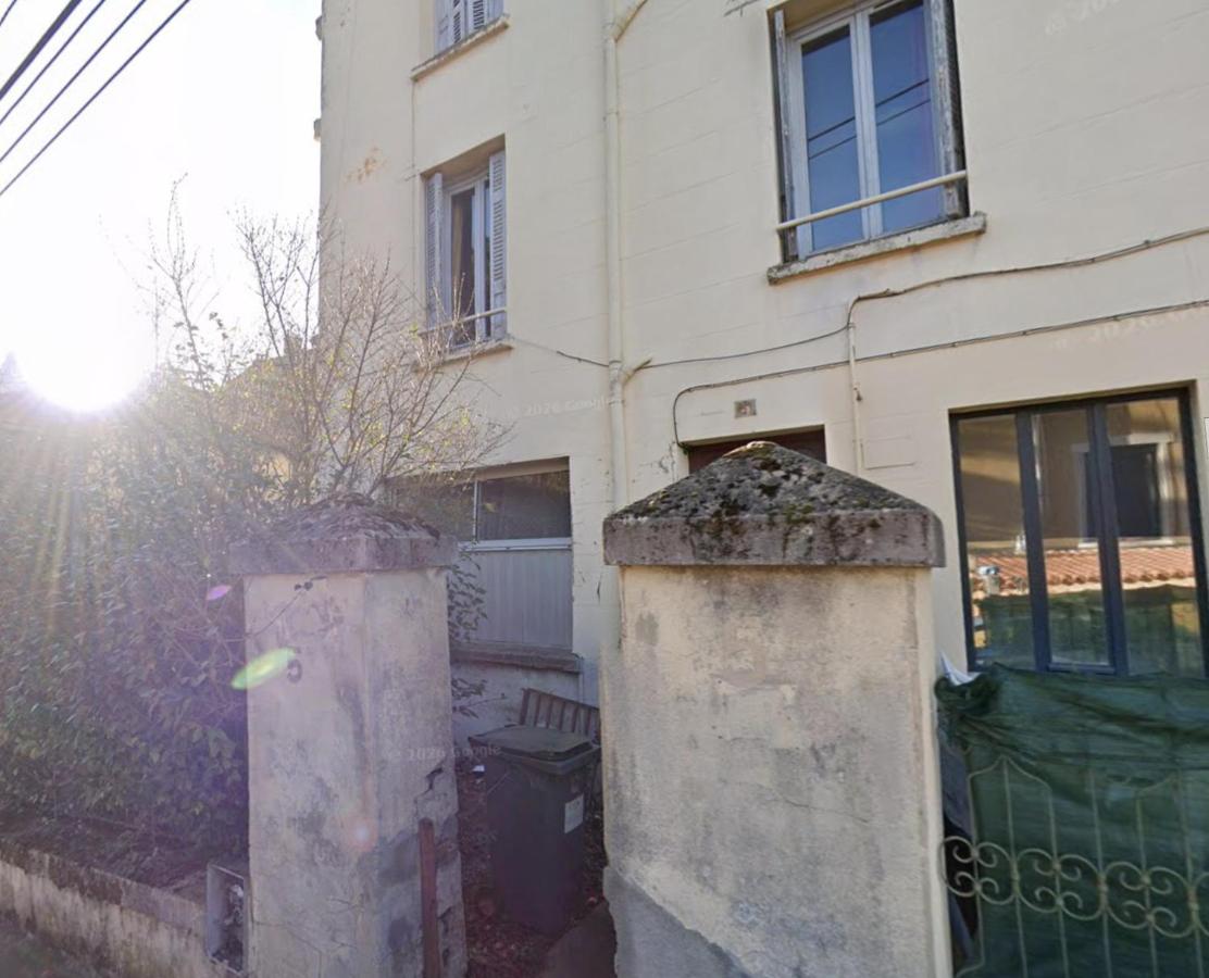 Studio cosy au calme - Parking gratuit - Fauriel - Bed and Breakfast Saint-Étienne