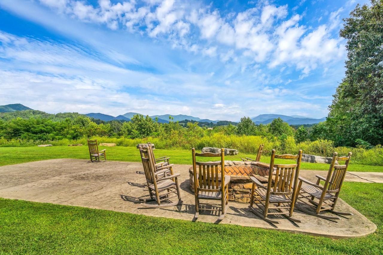 Trailhead Cove - B&B Townsend